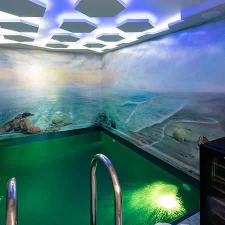 De President Suite, Demani President Suites シティア エクステリア 写真